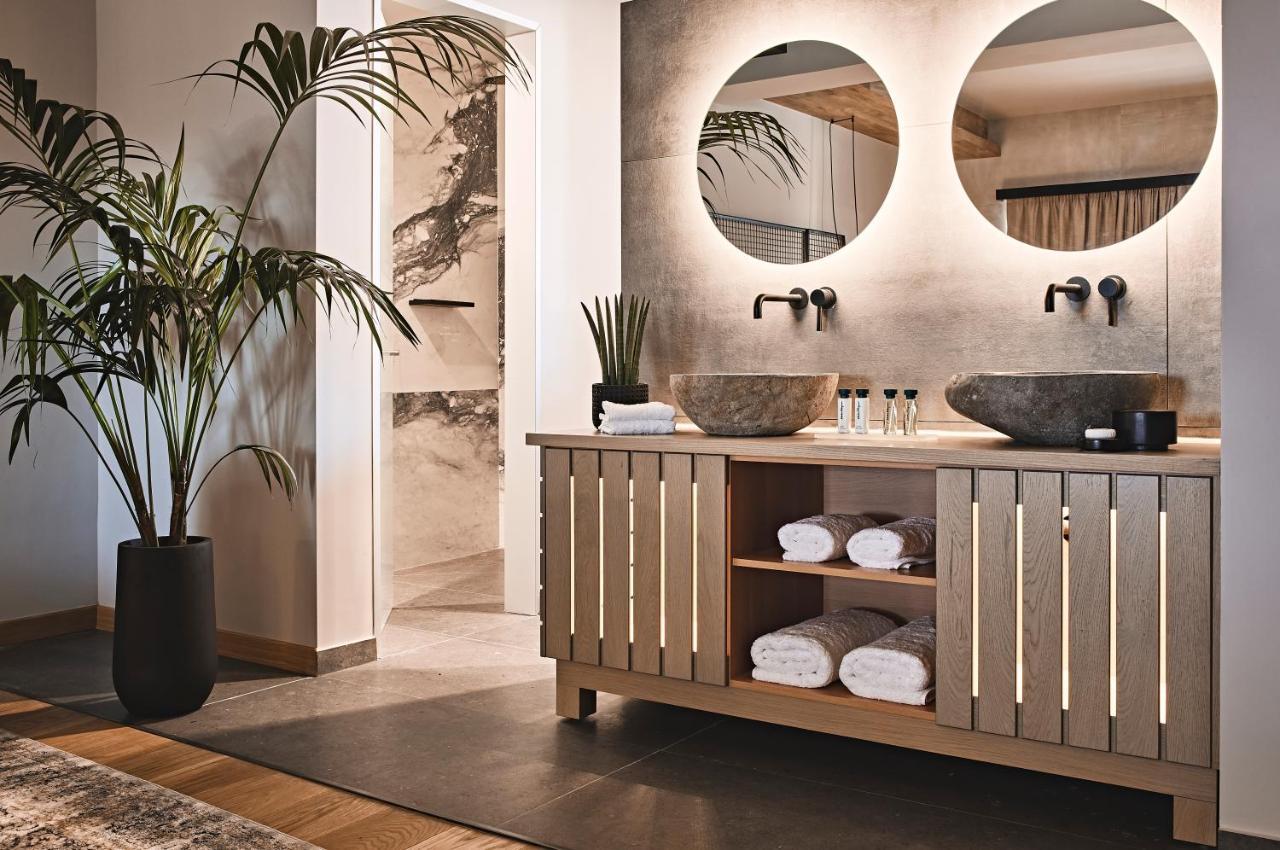 Cama Luxury Suites Atene Esterno foto