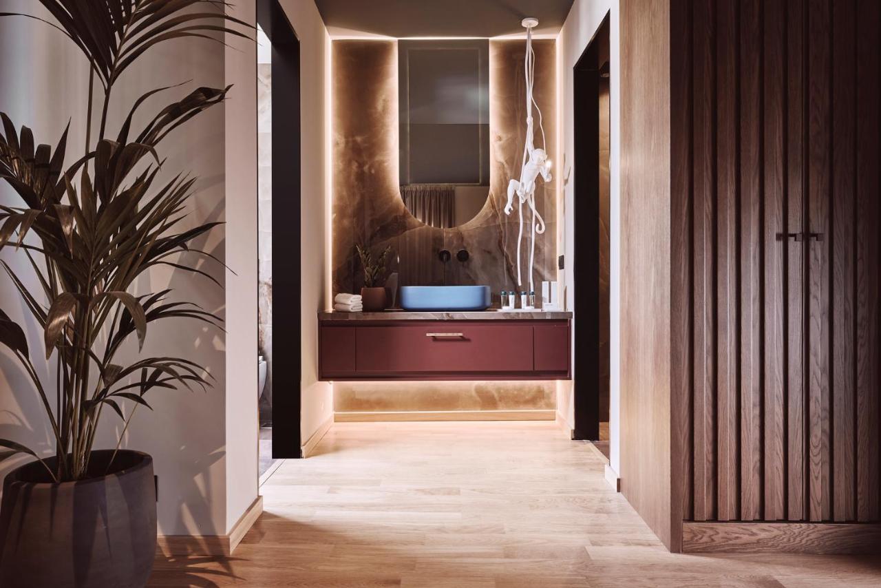 Cama Luxury Suites Atene Esterno foto